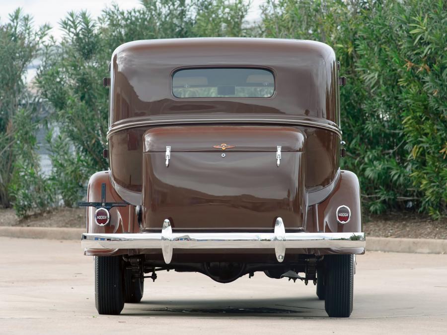  Dodge DP 4-Door Salon Brougham 1933 года  (фото 2 из 6)